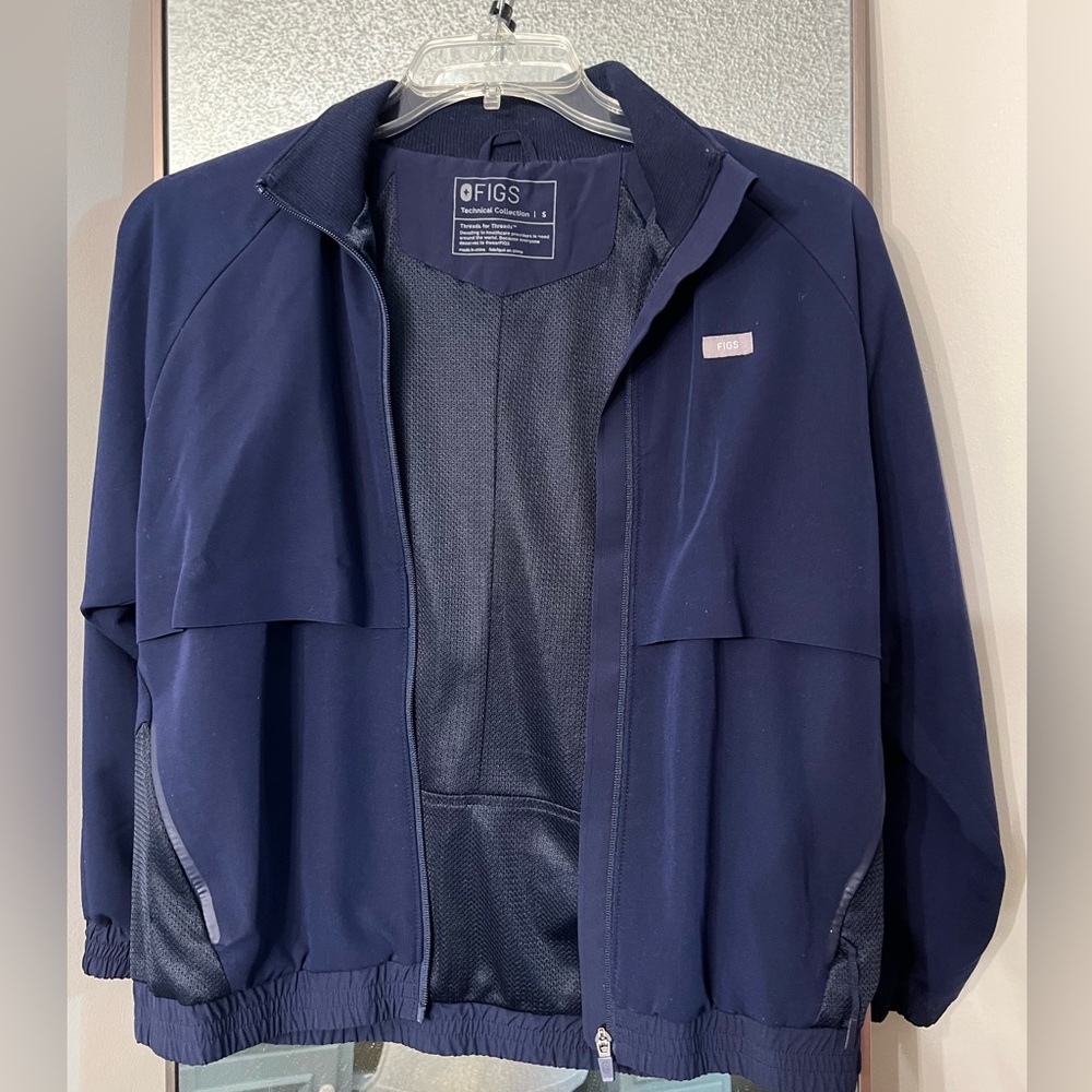 Figs Sydney scrub jacket